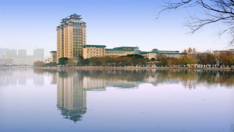 中南民族大学 双子楼图片