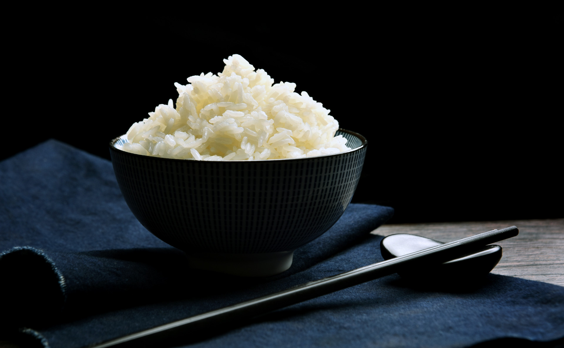 一碗米饭|摄影|产品摄影|长芽的花生 - 临摹作品 - 站酷 (ZCOOL)