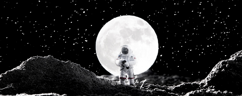 第一个登月球的人叫什么名字