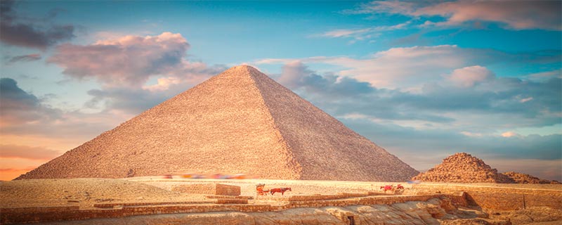 金字塔的寓意和象征是什么