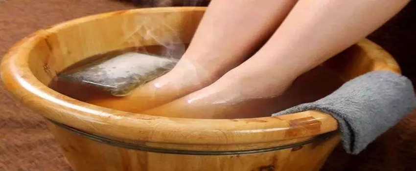 有哪些人不适合泡热水脚