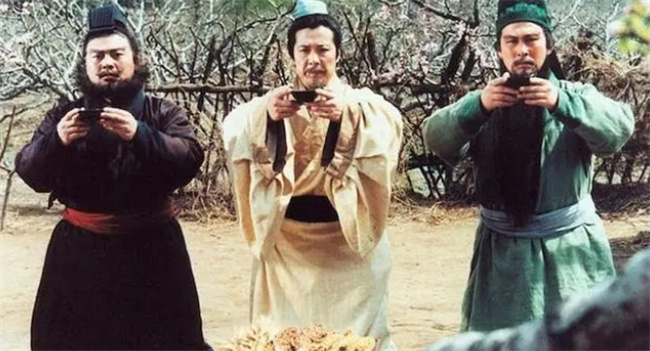 孙权愿意交出杀害关羽的凶手，为什么刘备不肯议和？