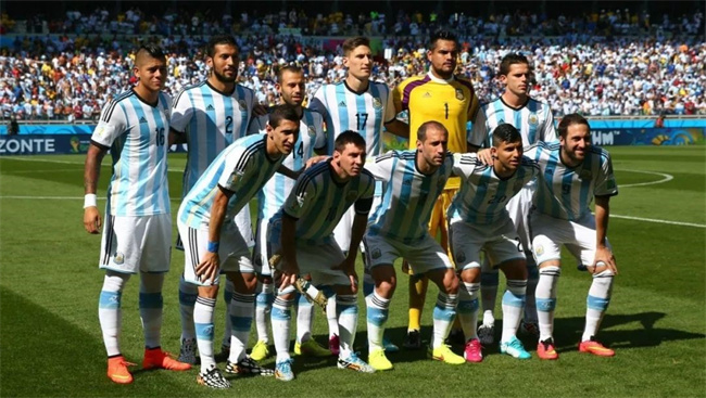 南美足球强队(南美最强的足球俱乐部)