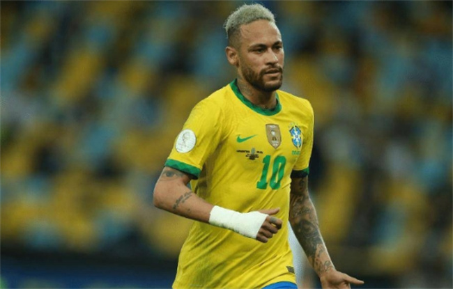 内马尔的英文名（Neymar da Silva Santos Júnior）