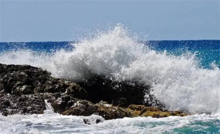 ​受低压影响江苏海域将出现2.5米至4米的大到巨浪 会造成哪些影响？