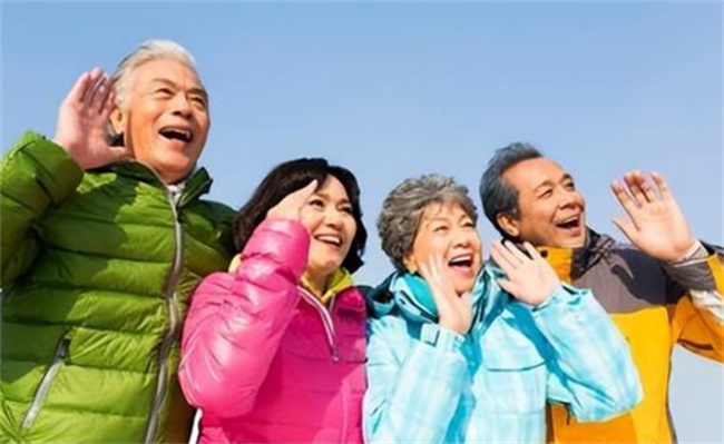 ​如何警惕老年低价游骗局