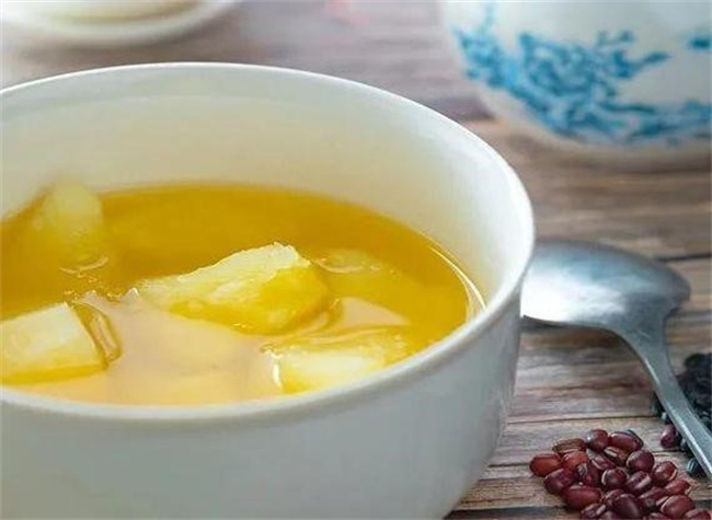 近期爆火却吃完中毒的食物是什么