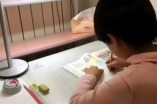 为什么寒假时有很多幼儿园大班孩子退学呢