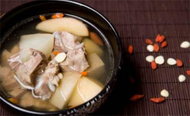 ​排骨和梨可以一起炖吗 有哪些功效