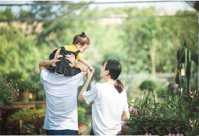 有些父母付出很多却养不出感恩的孩子 缺少这2个方法