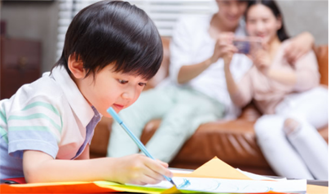 学龄前儿童该不该学拼音