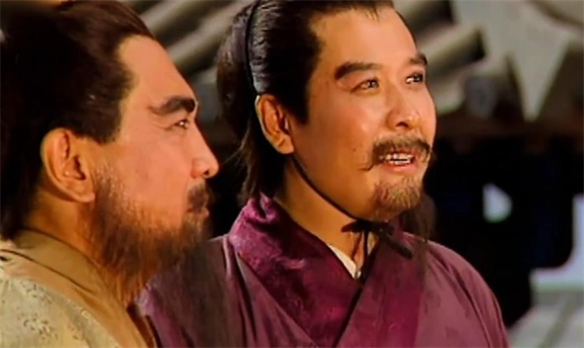 《三国演义》中的十大蠢人是谁