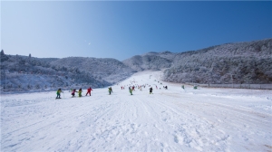 滑雪场冷吗