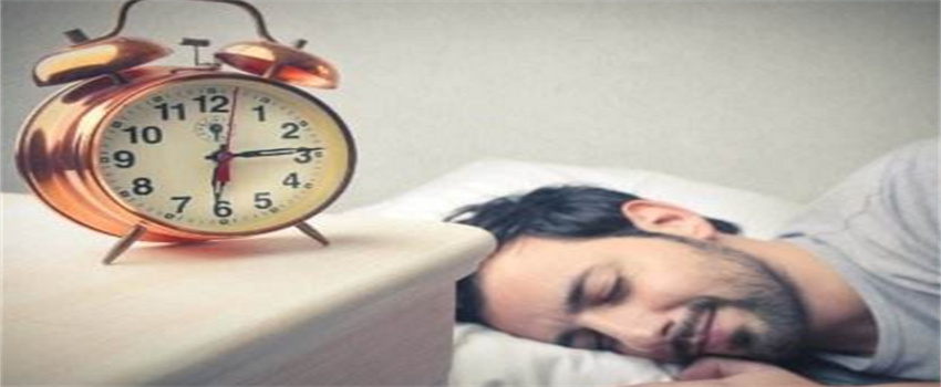 成年人一天应该要睡多少个小时