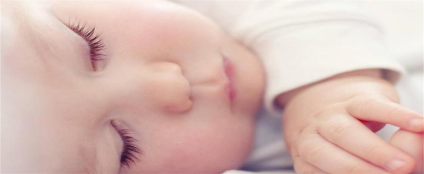 宝宝喜欢趴着睡觉对身体有什么影响吗