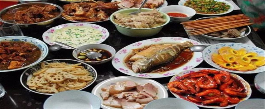 中国年夜饭一般吃哪些食物