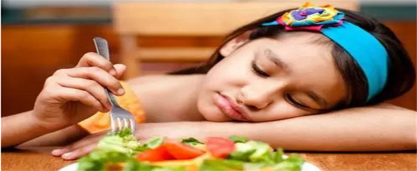 孩子不爱吃水果青菜，可以用维生素片替代吗