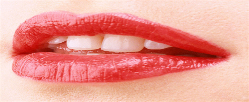 面相图解：嘴唇厚的女人代表什么意义？（上下一样厚，上嘴唇厚，下嘴唇厚）