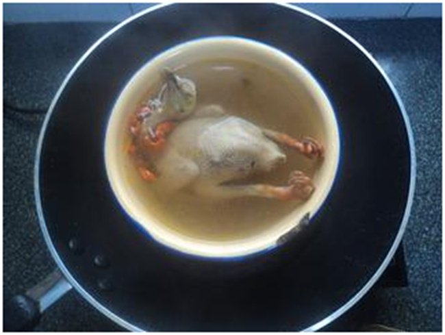 孕妇清炖鸽子汤的做法 