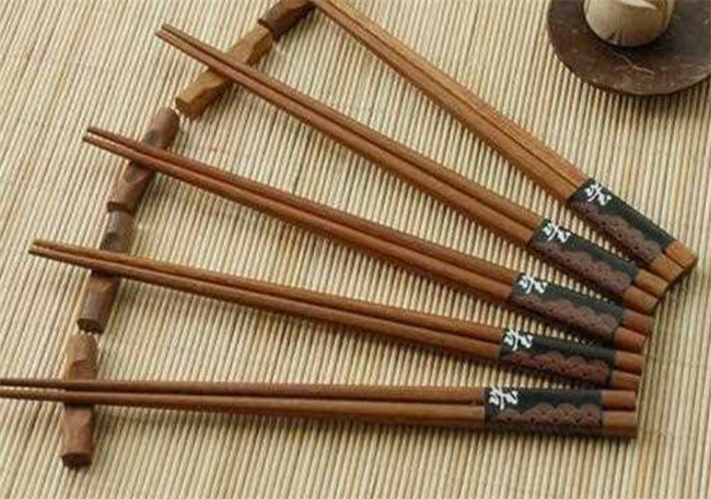 筷子是妲己讨好纣王发明
