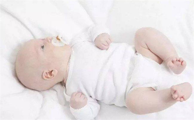 1个月宝宝缺钙的表现