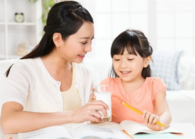 家长教育孩子爱学习的方法是什么呢