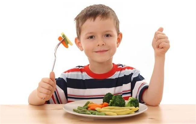 家长怎么引导孩子爱吃一日三餐