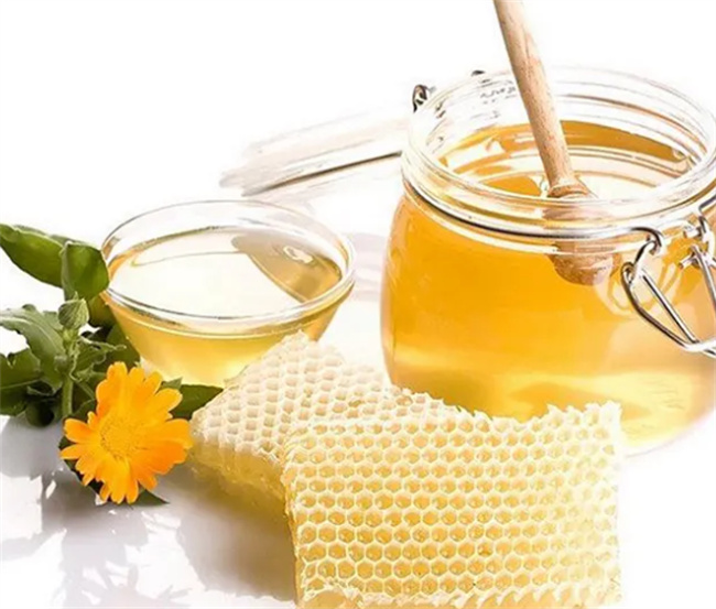 解析喝蜂蜜水的五大禁忌