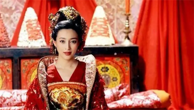 21岁成皇后，30岁成皇太后，李祖娥有什么本事？