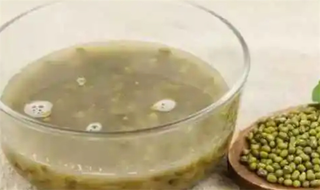 绿豆汤起泡沫是馊了吗