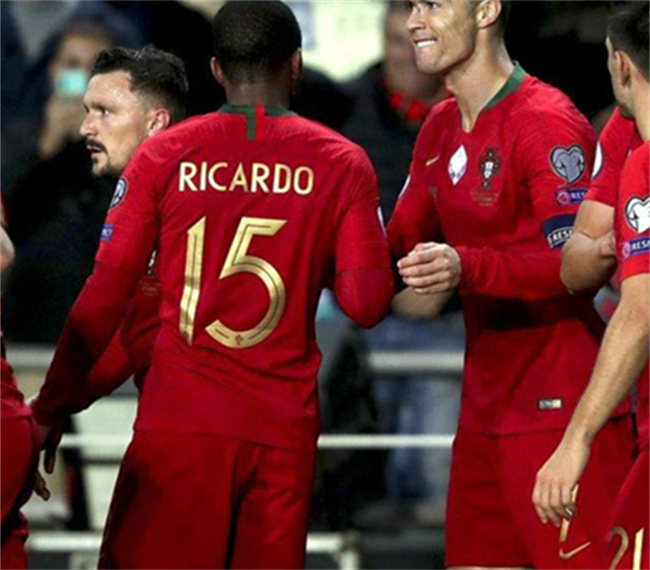 葡萄牙国家队世界排名第几（第九名）