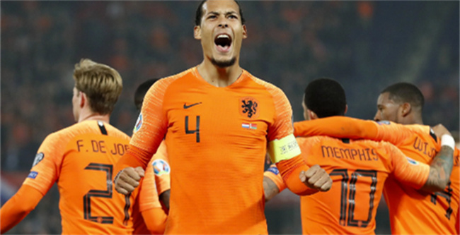 荷兰vs卡塔尔足球比分预测（荷兰2:0卡塔尔）