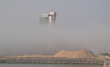​安徽一地惊现“海市蜃楼”奇观 海市蜃楼怎么形成的？