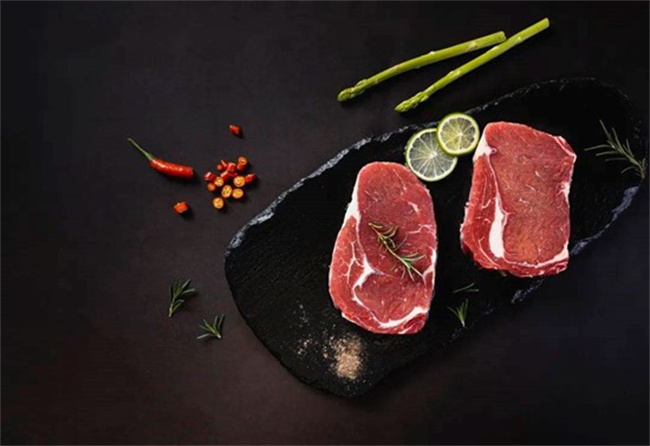 长期吃牛肉好还是吃猪肉好