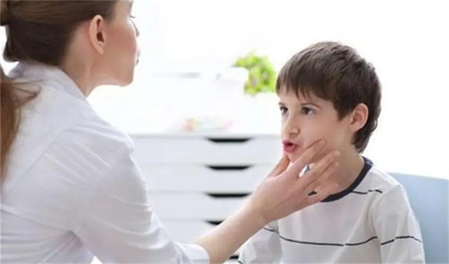孩子为什么会口吃