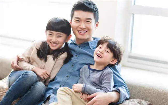 家有男孩怎么能更容易的养出自信优秀的孩子呢