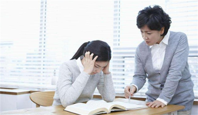 高三孩子成绩差父母怎么办