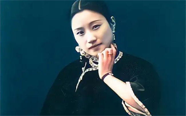 民国佳人陆小曼究竟有多奢侈