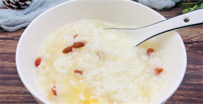 孕妇便秘吃哪些食物，孕妇吃哪些食物比较好