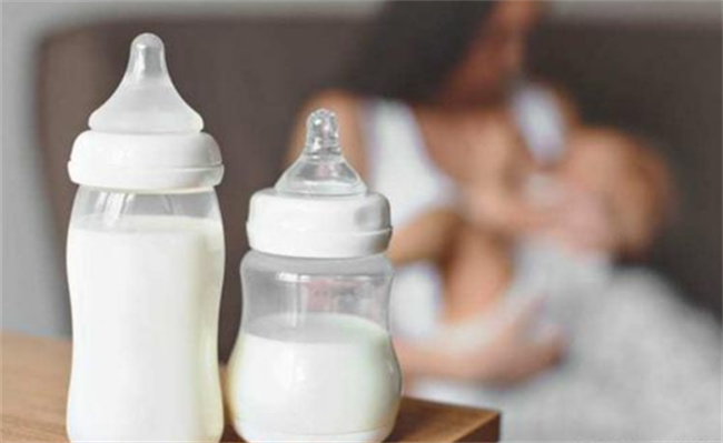小孩子吃母乳好还是奶粉好，哪个营养更高