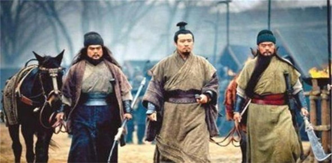 关羽与张飞：平民英雄的传奇之路