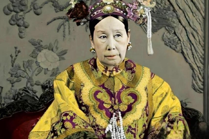 慈禧是这么死的 世人怎么评价慈禧